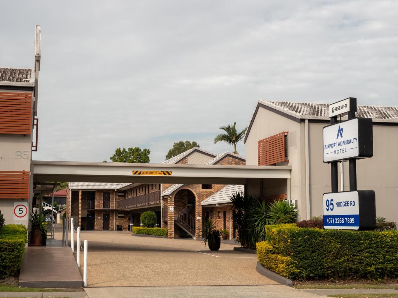 Airport Admiralty Motel Brisbane Exterior photo